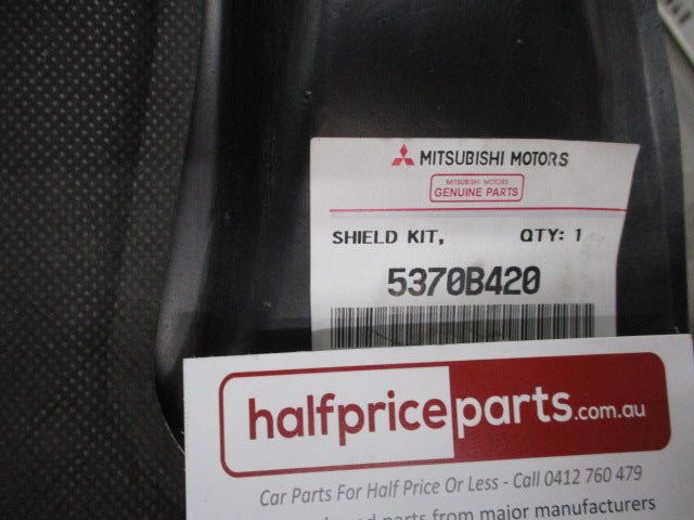 Mitsubishi Pajero/Challenger/Triton Genuine Right Hand Front Splash Guard New Part