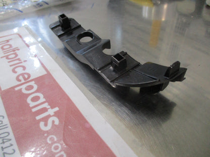Hyundai Getz Genuine Left (Passenger) Front Bumper Bar Bracket New Part