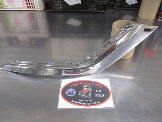 Mitsubishi Outlander Genuine Right Hand Lower Front Bumper Side Garnish New Part