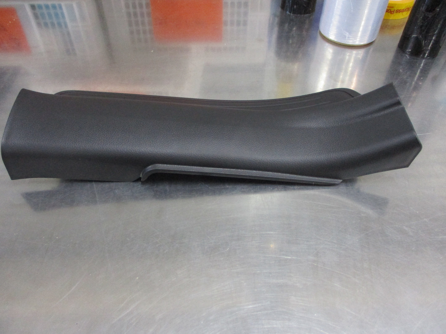 Holden Captiva Genuine Right Hand Rear (Drivers) Step Tred Trim New Part