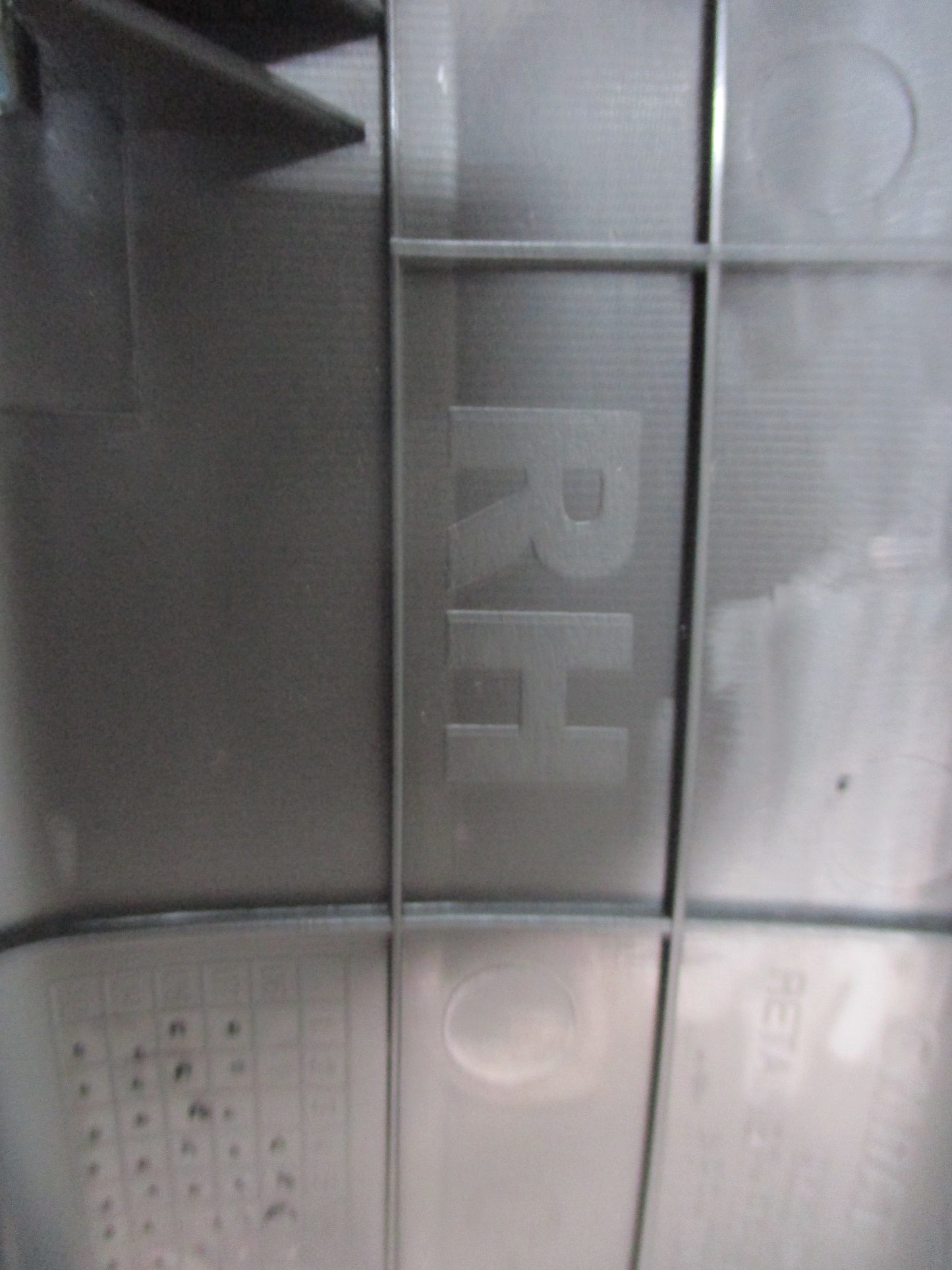 Holden Captiva Genuine Right Hand Rear (Drivers) Step Tred Trim New Part