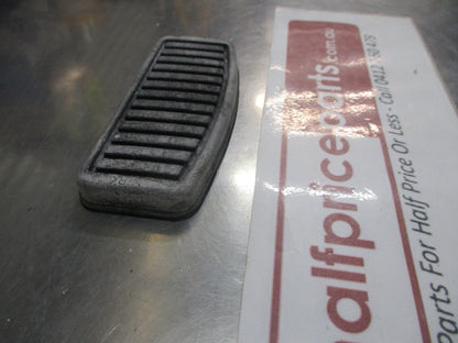 Hyundai Accent/Elantra/Excel/S-Coupe/Sonata/Tiburon Genuine Brake Pedal Rubber New Part