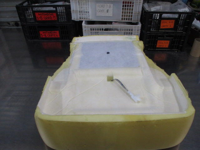 Mitsubishi Grandis Genuine Front Passenger Heated Seat Cushion New Part