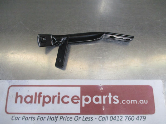 Suzuki XL-7/Vitara/Grand Vitara Genuine Left Hand Front Bumper Lower Side Bracket New Part