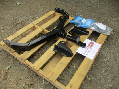 Nissan Pathfinder R52 Genuine Tow Bar Kit Complete New Part