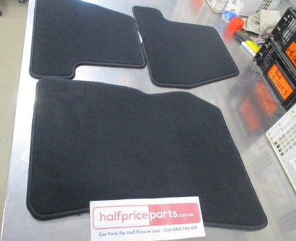 Ford Focus LZ Genuine Carpet Floor 3 Piece Set New Part