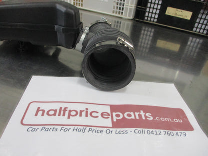Nissan Xtrail T32 Genuine Air Intake Engine Hose New Part