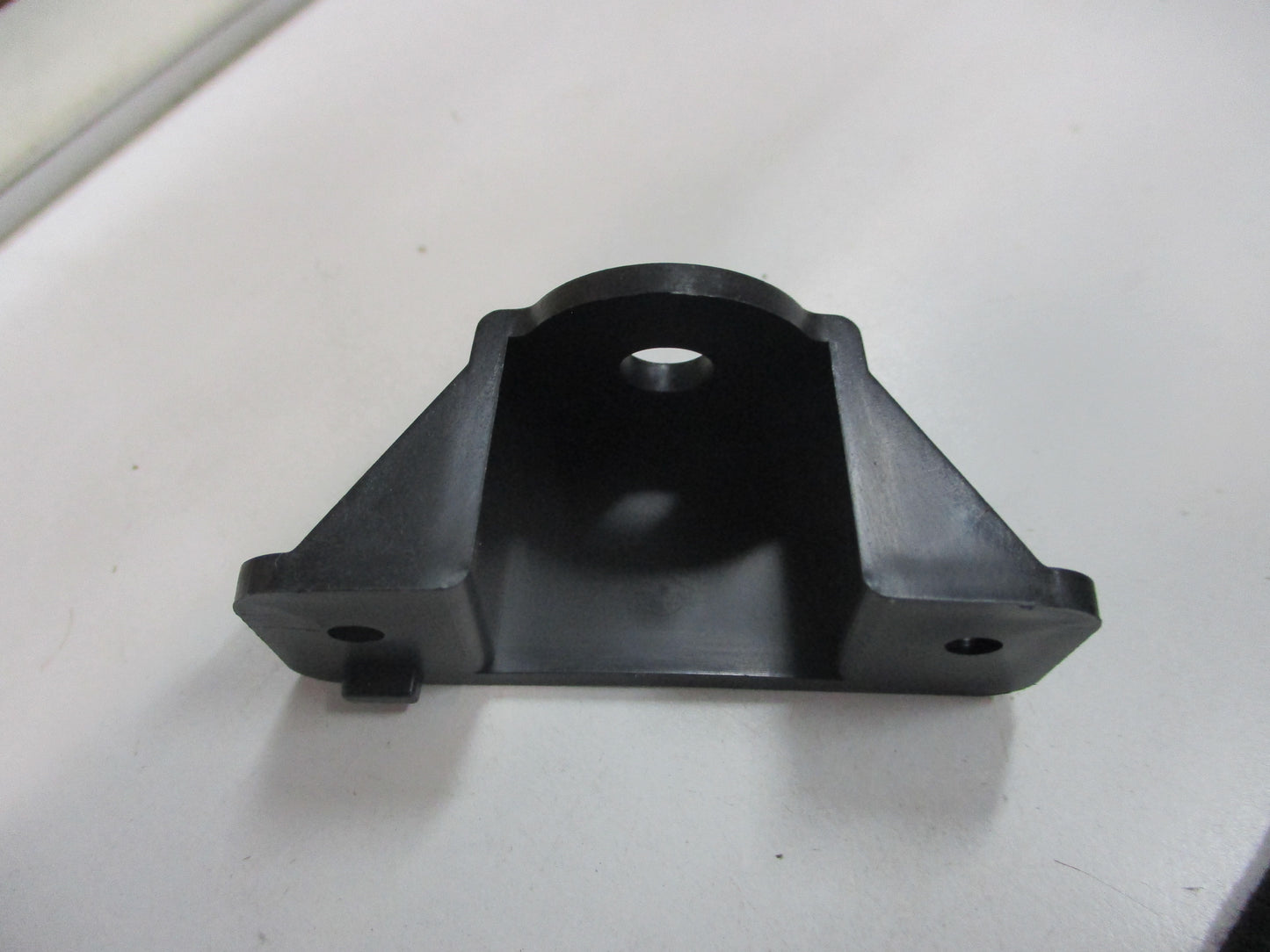 Holden Epica Genuine Rear Bumper Bracket New Part