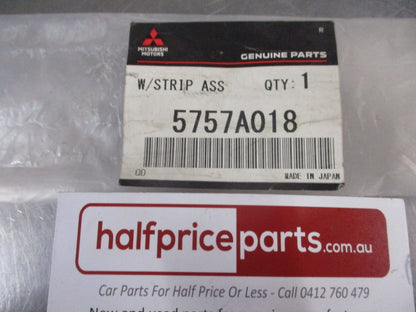 Mitsubishi Lancer Genuine Right Rear Door Weather Strip Belt Moulding New Part