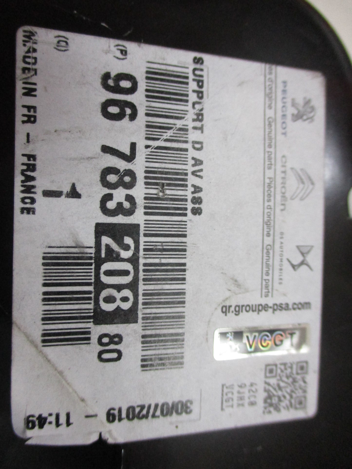 Peugeot 508/Citroen DS Genuine Right Hand Bumper Support New Part