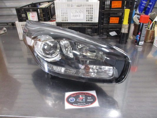 Kia Rondo Genuine Right Hand Front Head Light (Drivers) New Part