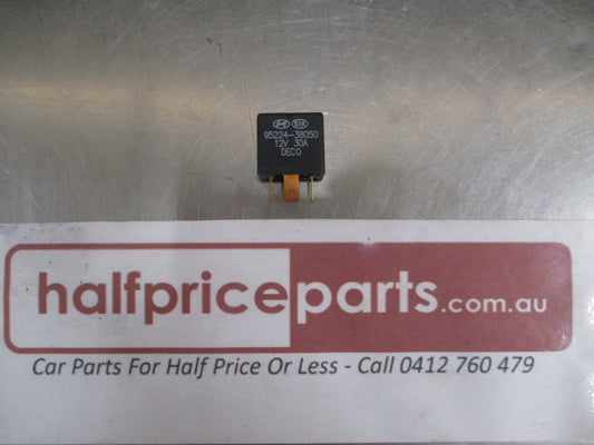 Hyundai Elantra/Santa Fe/Sonata/Tiburon Genuine Power Relay Assembly New Part