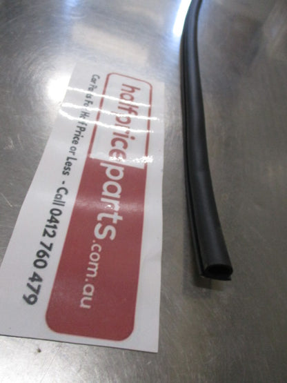 Mitsubishi ML Triton 2WD Dual Cab Genuine Rear Door Rubber Seal New Part