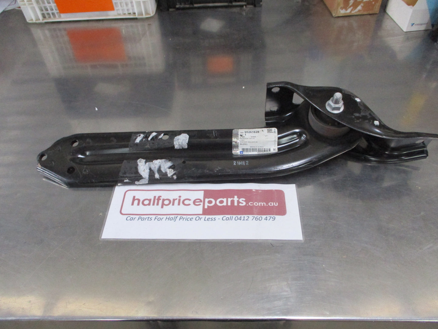 Holden Captiva Genuine Drivers Side Rear Upper Trailing Arm New Part
