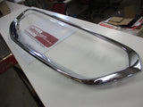 Holden VF II SS/SSV Genuine Chrome Grille Surround New Part