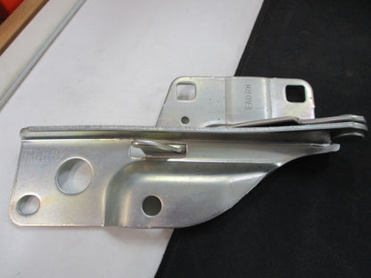 Nissan Navara NP300/Pathfinder Genuine Right Hand Front Bonnet Hinge New Part