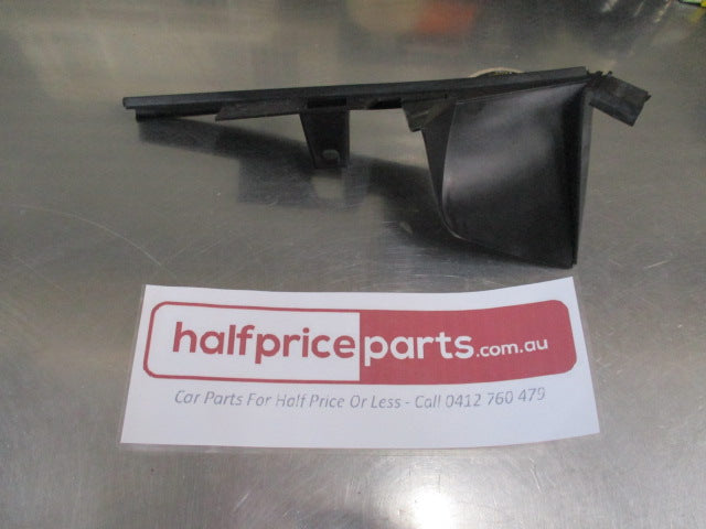 Ford LR Focus Genuine Right Hand Radiator Deflector New Part