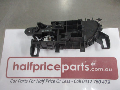 Nissan Navara D23 NP300 Genuine Right Hand Rear Door Inner Door Handle New Part