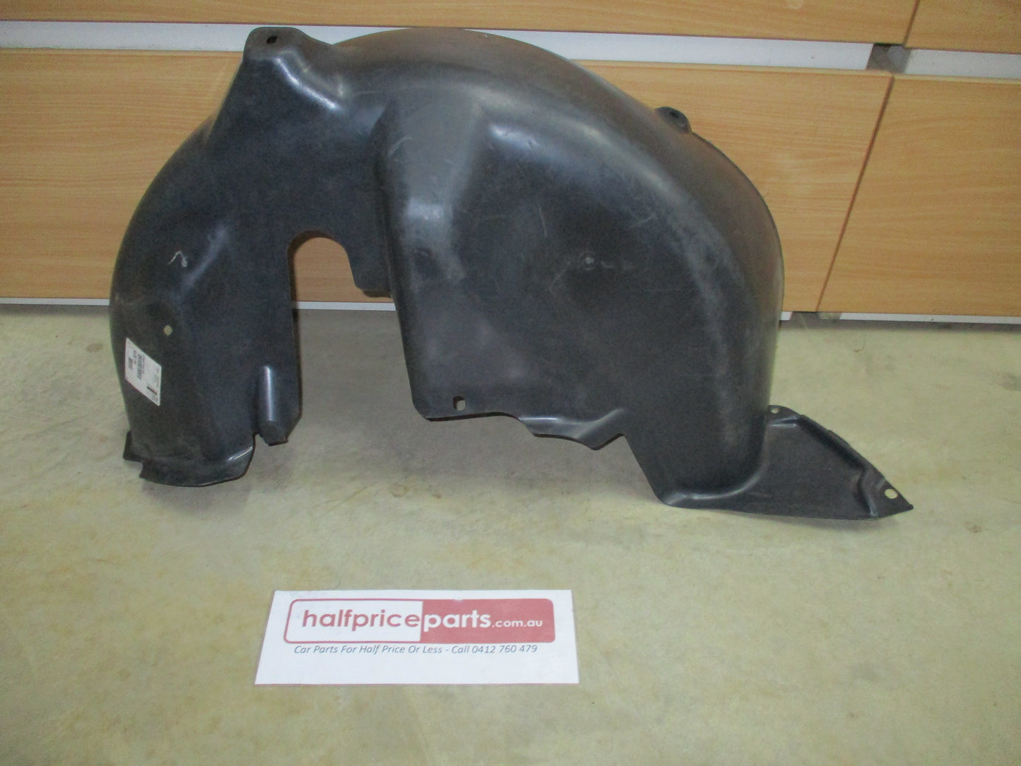 Citroen/Peugeot 207 Genuine Right Hand Rear Mud Guard New Part