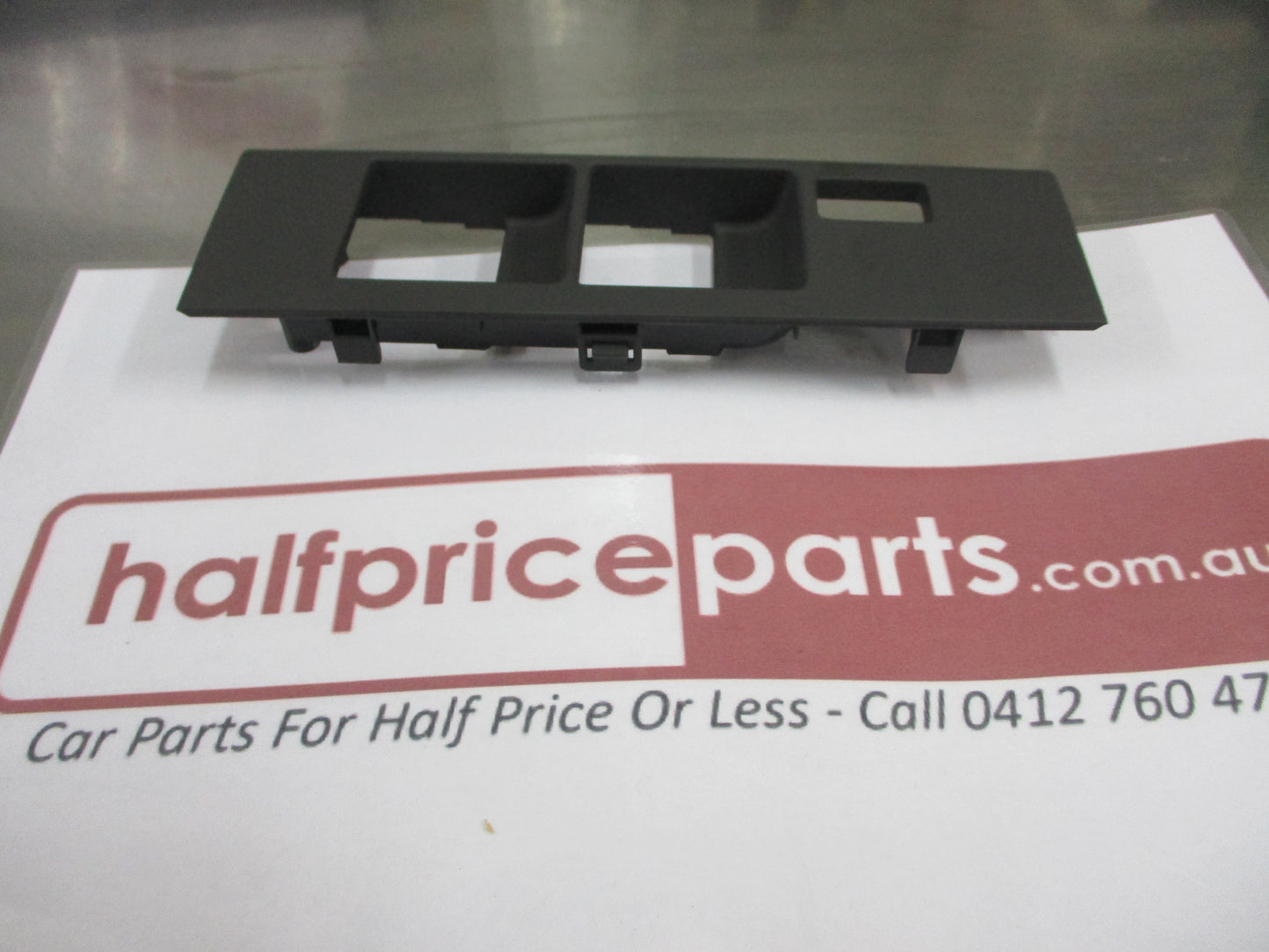 Nissan Navara D40M/R51 Pathfinder Genuine Drivers Front Door Power Window Trim New Part