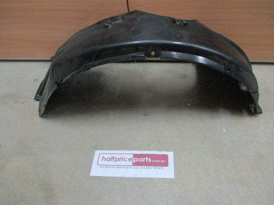 Suzuki Kizashi Genuine Front Right Fender Liner New Part