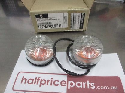 Nissan Navara D40M/R51 Pathfinder Genuine Bull Bar Park Light Indicator New Part