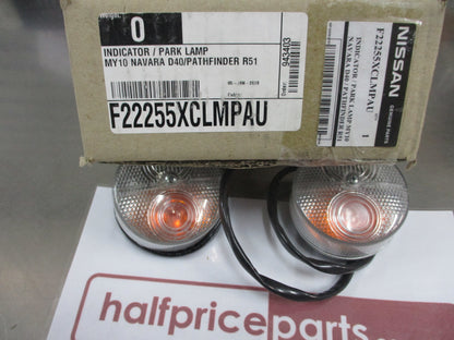 Nissan Navara D40M/R51 Pathfinder Genuine Bull Bar Park Light Indicator New Part