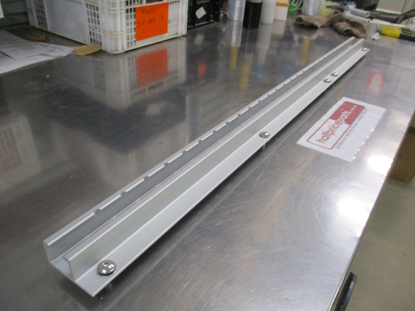 Nissan Navara Genuine Upper Right Hand Side Panel Channel Assembly New Part