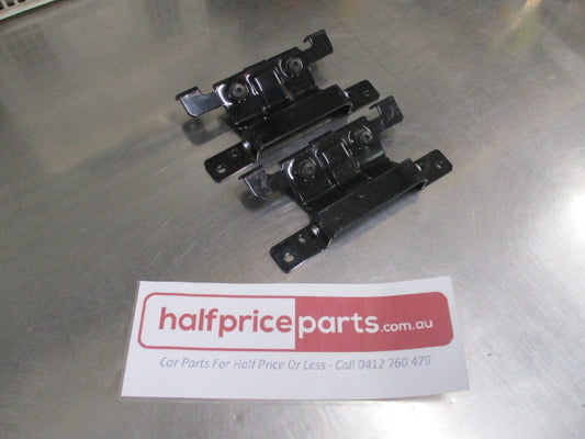 Ford Ranger Genuine Tailgate Hinge New (Sold As Pair)