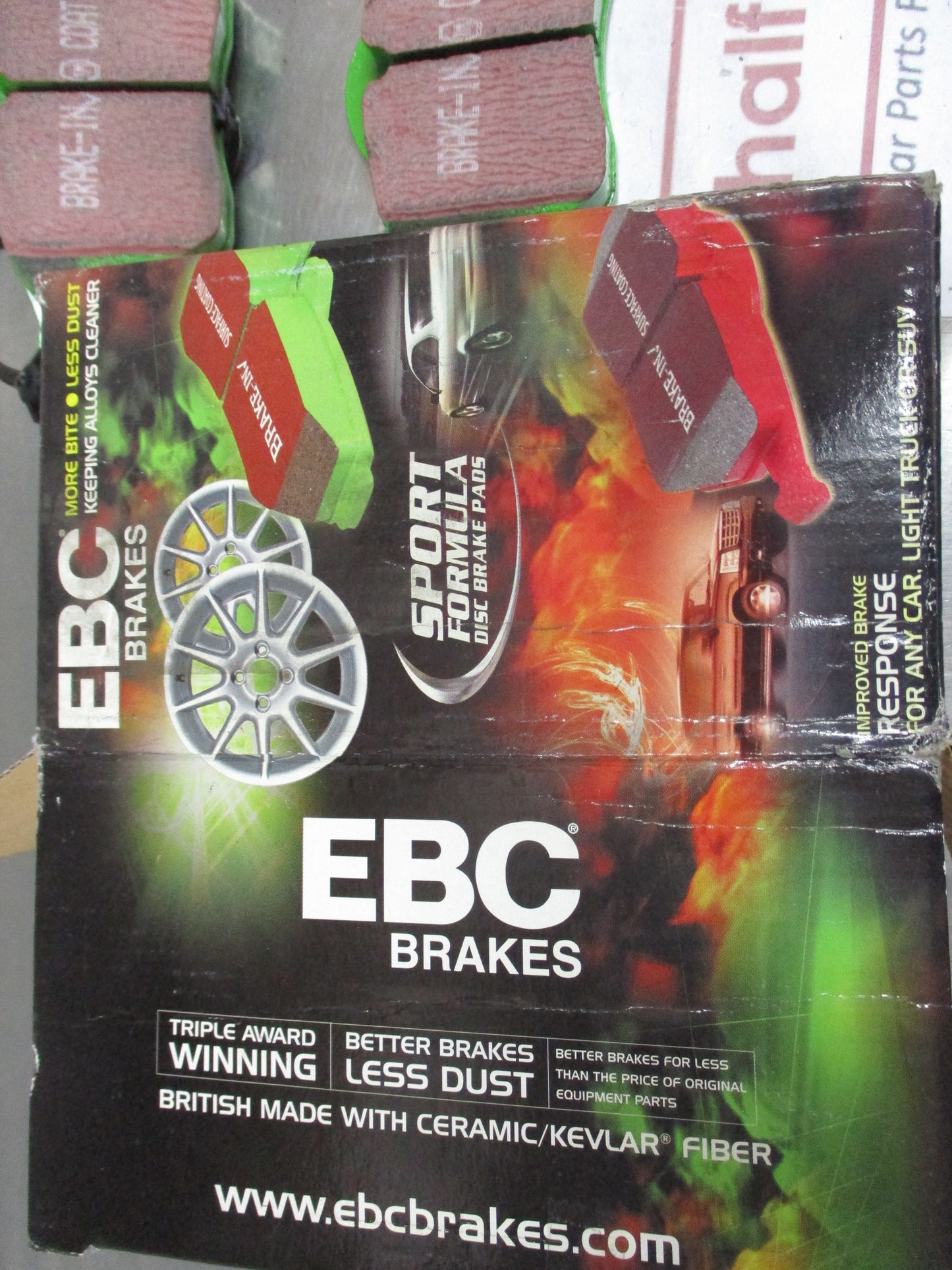 EBC Front Greenstuff Disc Brake Pad Set Suits Audi A4/A6/Skoda Superb/VW Passat New Part
