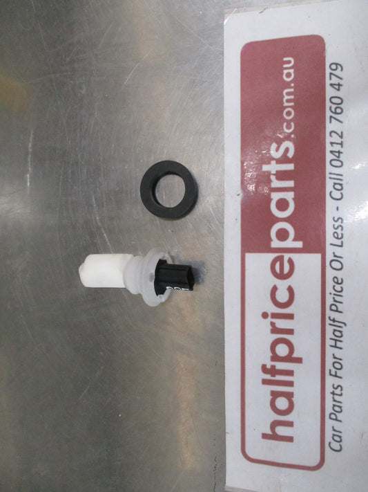 Hyundai Various Models Genuine Wind Shield Washer Level Sensor Switch New Part