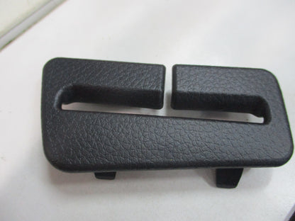 Nissan Rogue Sport Genuine Seat Belt Finisher Drivers 2ND Row New Part