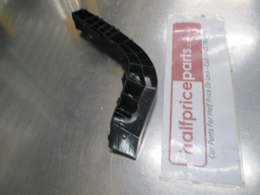 Hyundai Elantra Genuine Front Bumper Left Hand Side Bracket New Part