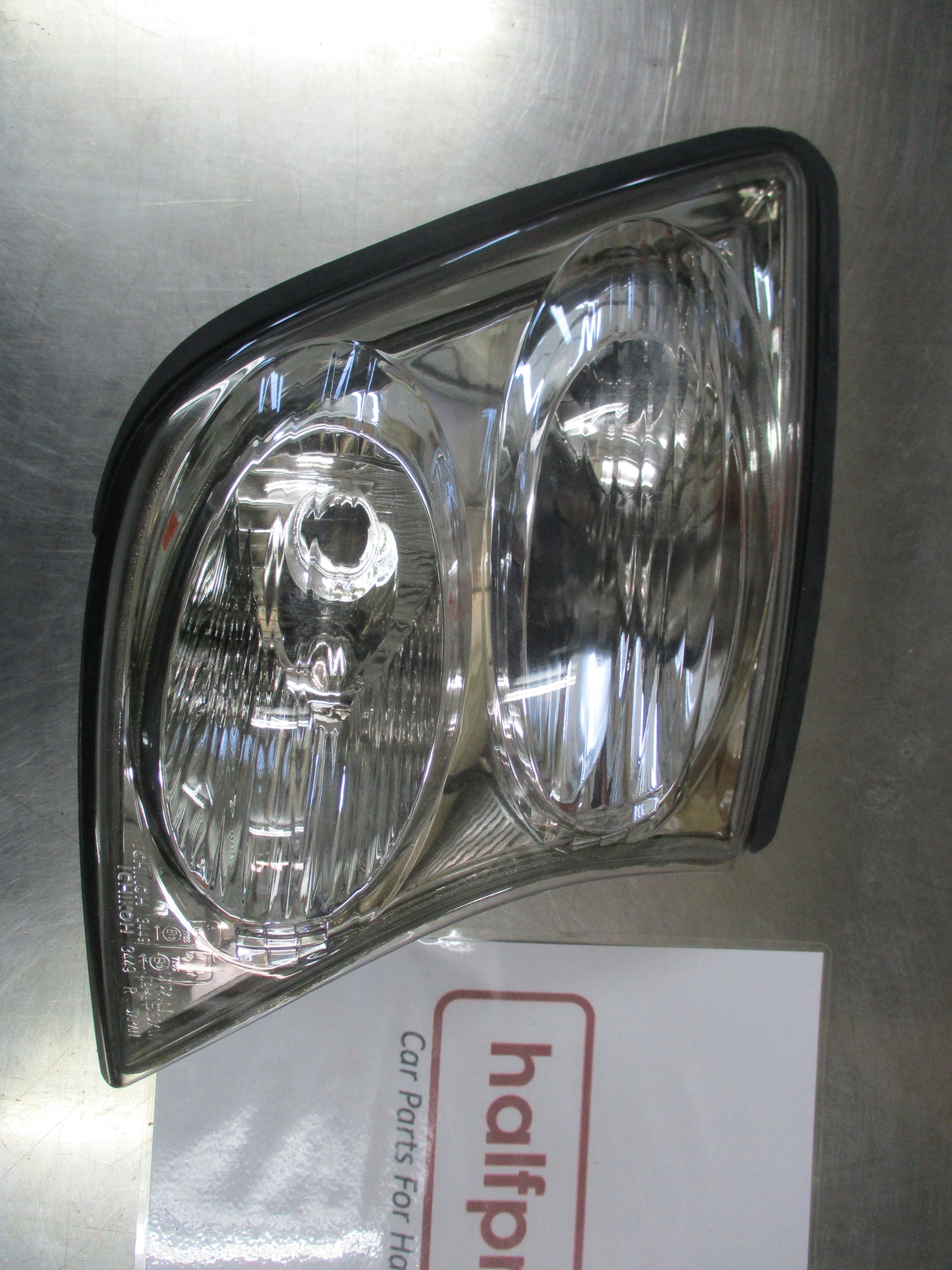 Nissan Y61 Patrol Genuine Front Right (Drivers Side) Combo Light Lens New