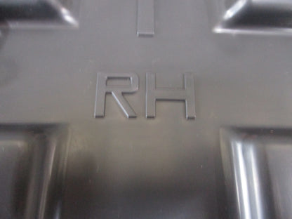 Hyundai Santa Fe Genuine Lower Right Hand Rear Bumper Bracket New Part