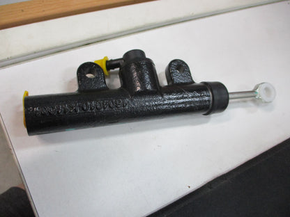 LDV Maxus V80 Genuine Clutch Master Cylinder New Part