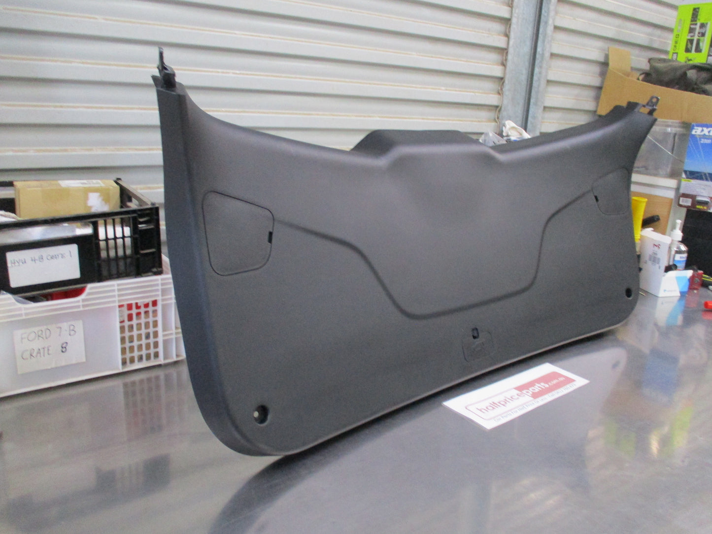 Kia Sportage Genuine Lower Rear Tail Gate Trim Panel New Part