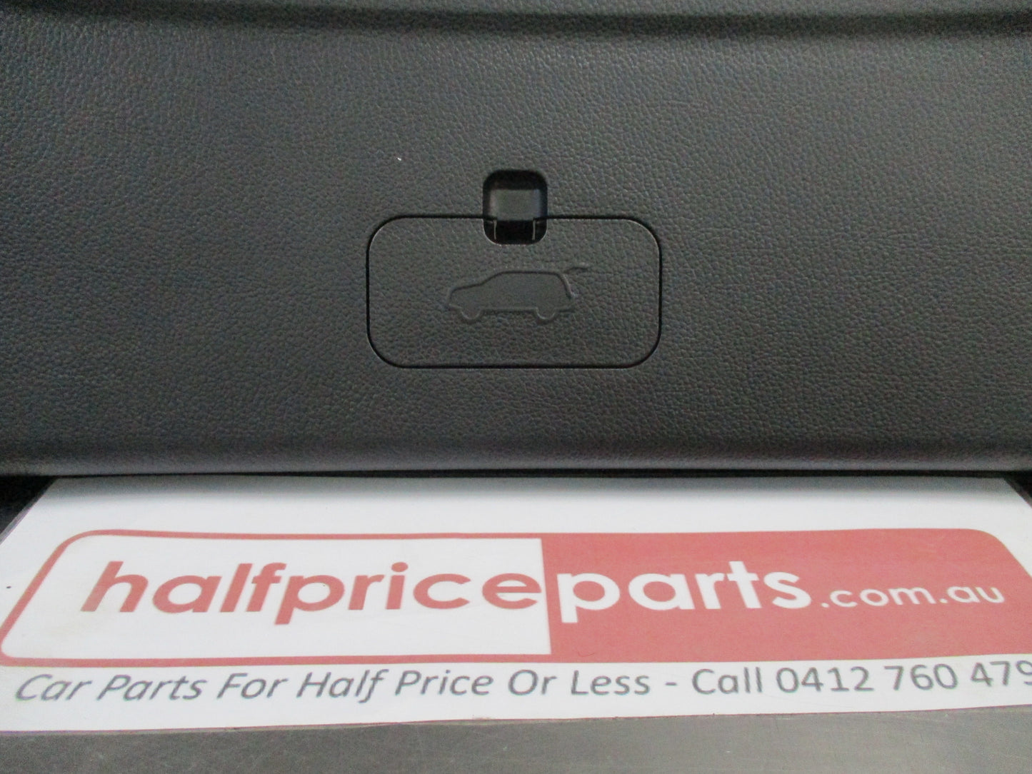 Kia Sportage Genuine Lower Rear Tail Gate Trim Panel New Part