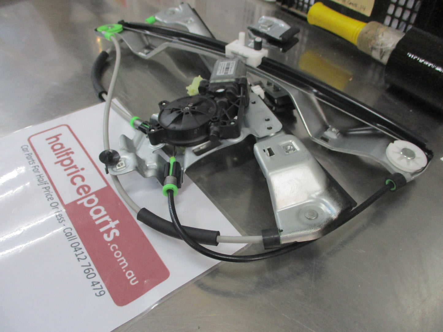 Holden Caprice Genuine Drivers Front Power Window Regulator With Motor New Part
