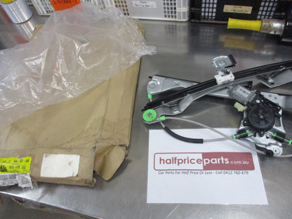 Holden Caprice Genuine Drivers Front Power Window Regulator With Motor New Part