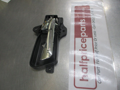 Hyundai I30 GD Genuine Driver Inner Front Door Handle Chrome New Part