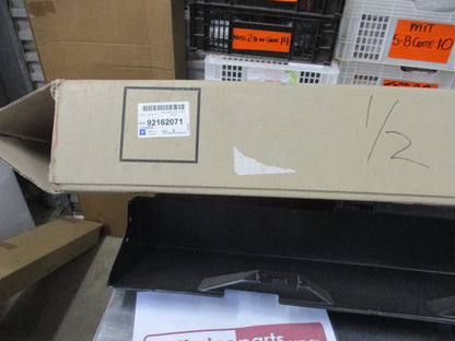 Holden VE Calais Genuine Right Hand Side Rocker Cover New Part