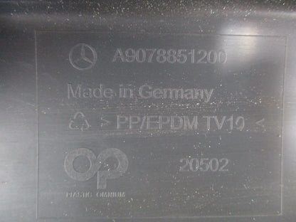 Mercedes Benz Sprinter Genuine Plastic Rear Step New