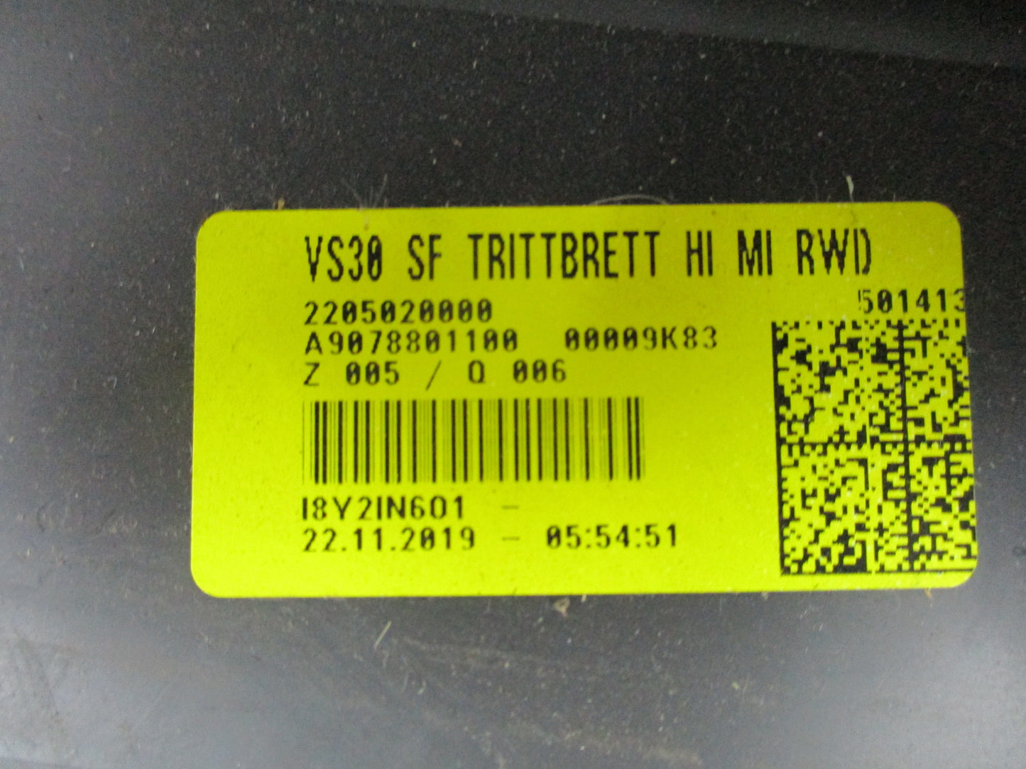 Mercedes Benz Sprinter Genuine Plastic Rear Step New