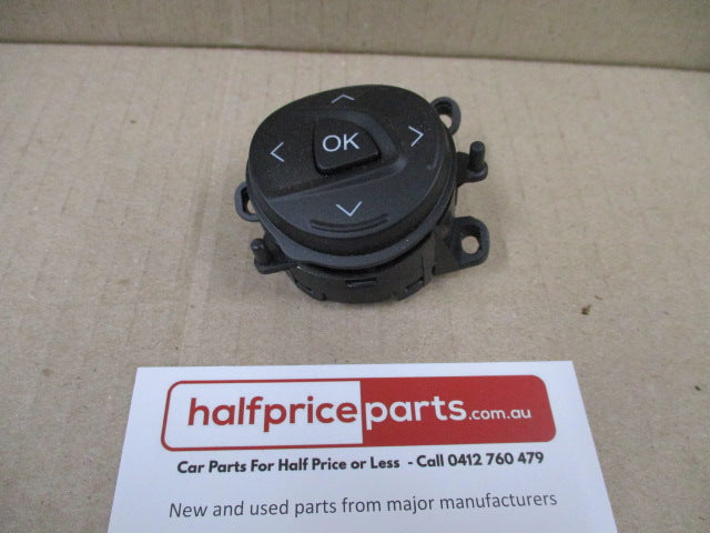 Ford Focus/Escape Genuine Steering Wheel Volume Control Switch - New Part