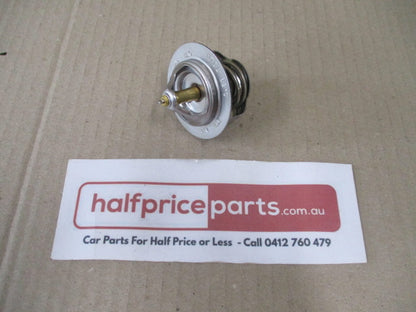 Suzuki Vitara Genuine Thermostat Gaskets  82 Degrees New Part