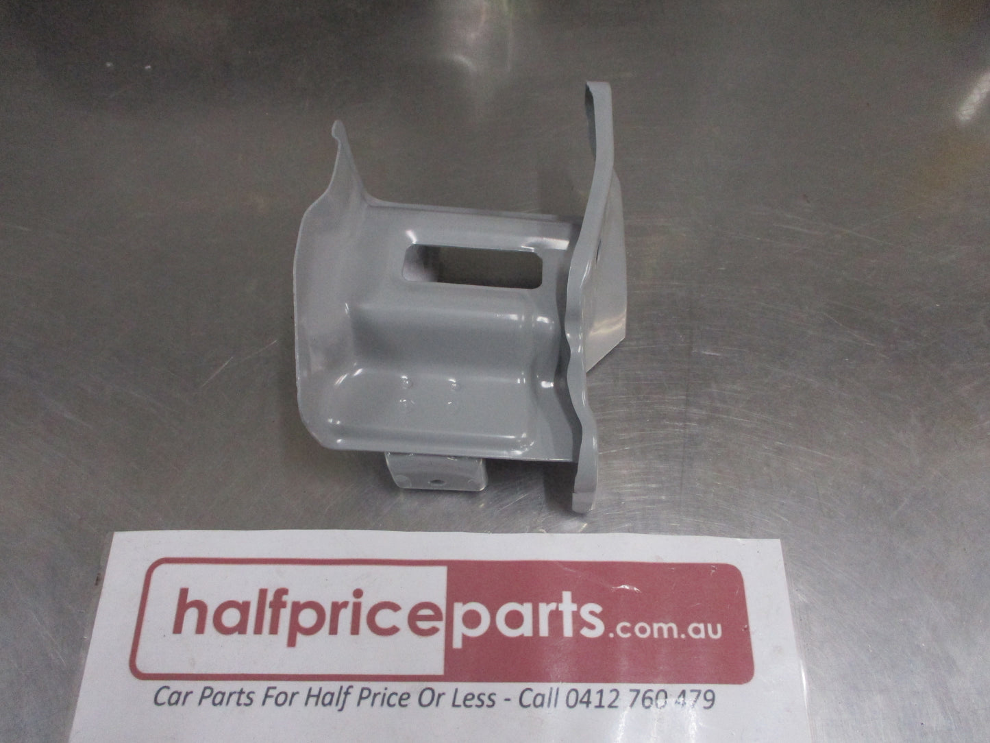 Hyundai Accent Genuine Left Hand Guard To Bumper Bracket New Part