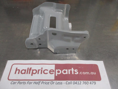 Hyundai Accent Genuine Left Hand Guard To Bumper Bracket New Part