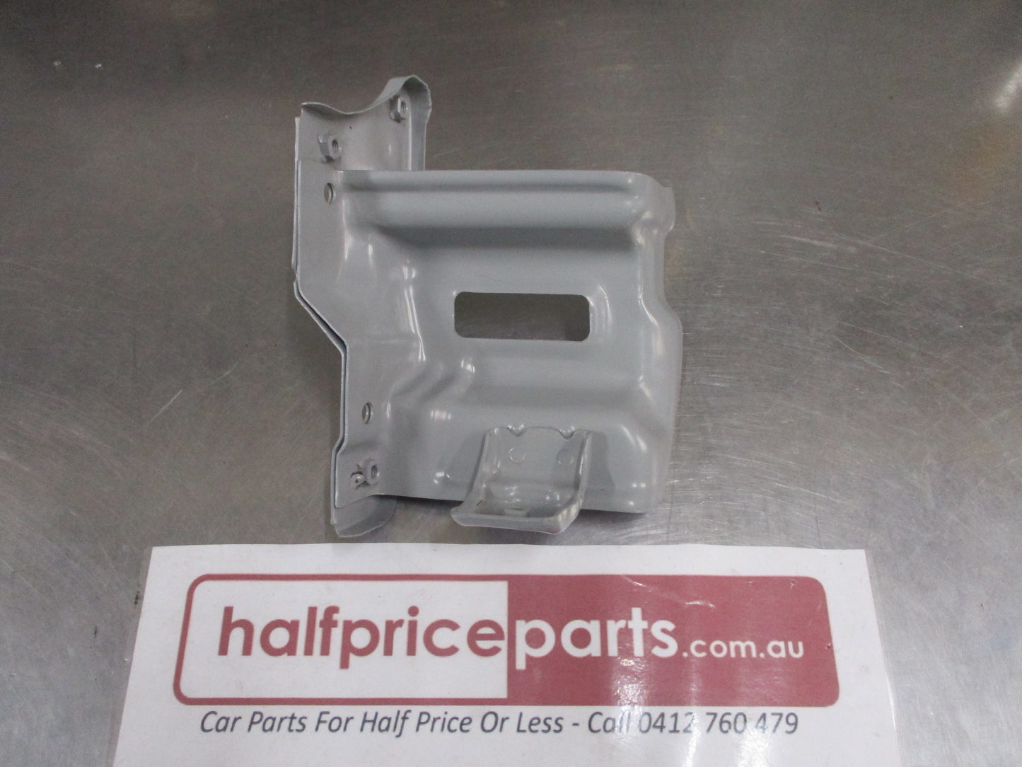 Hyundai Accent Genuine Left Hand Guard To Bumper Bracket New Part