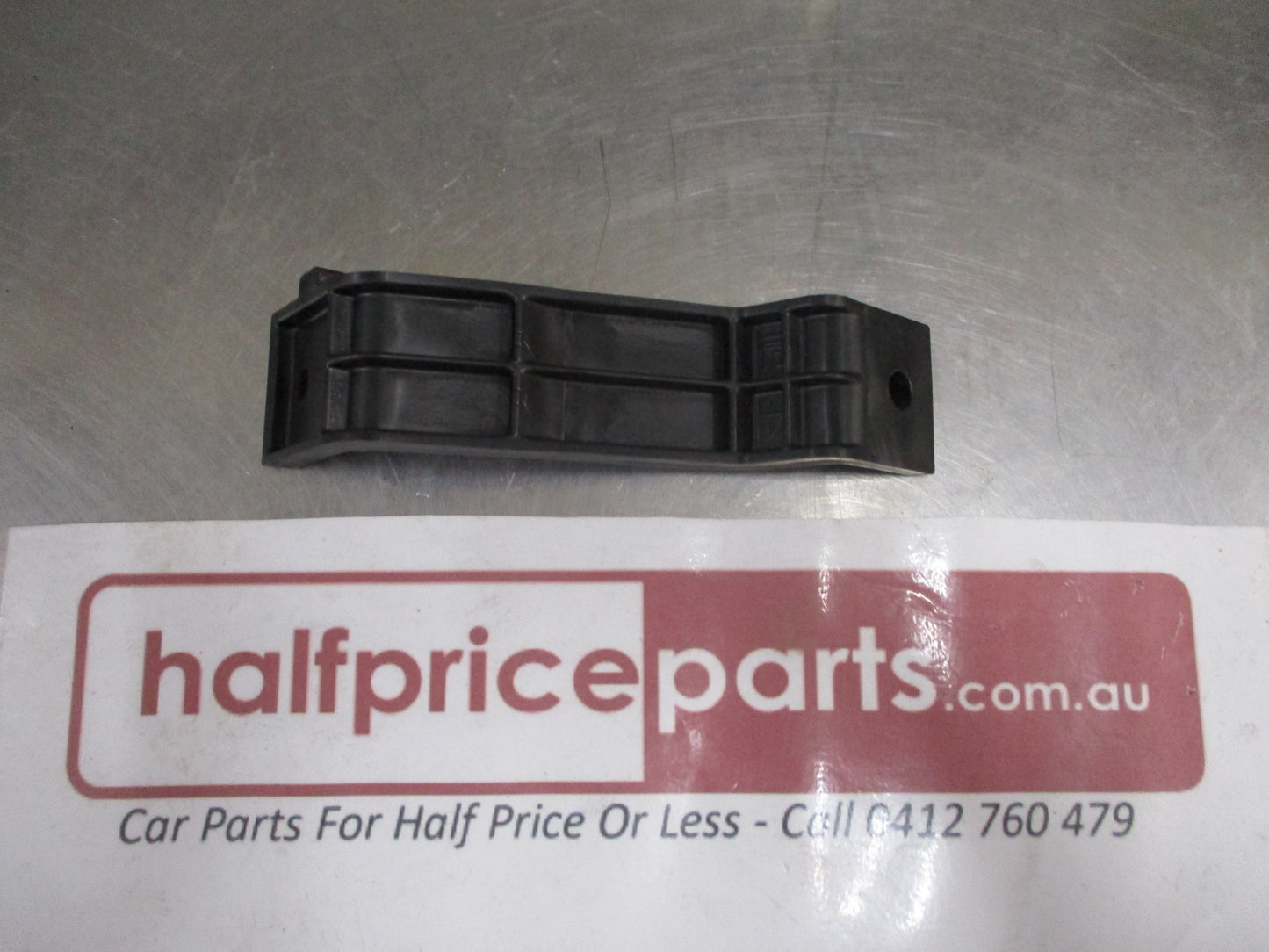 Hyundai Accent Genuine Rear Bumper Lower Bracket New Part